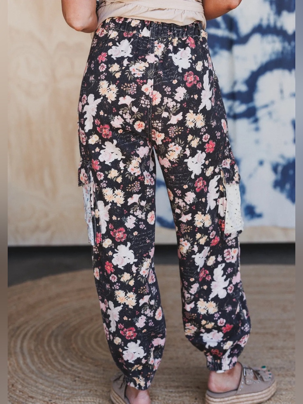 POL Boho Washed Black Floral Drawstring Jogger Pants - Picture 8 of 10